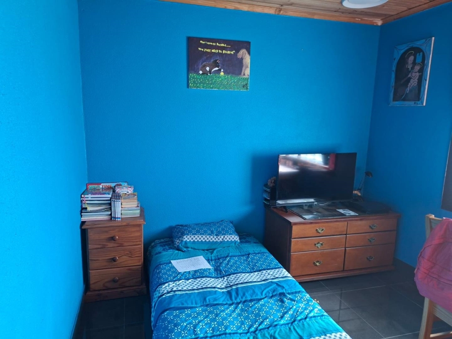 5 Bedroom Property for Sale in Protea Heights Western Cape